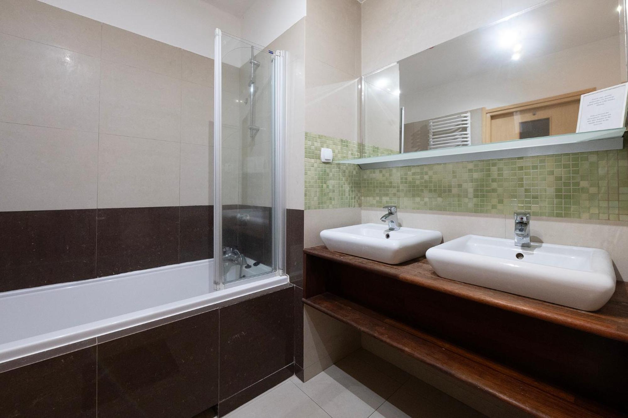 Essence Of Lodz-145M!Central-Secured-Comfy18Ppl!&Freeparking Екстериор снимка
